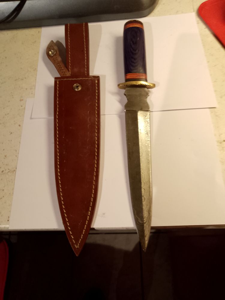 couteaux et poignards Damas 50 Mareuil-la-Motte (60)