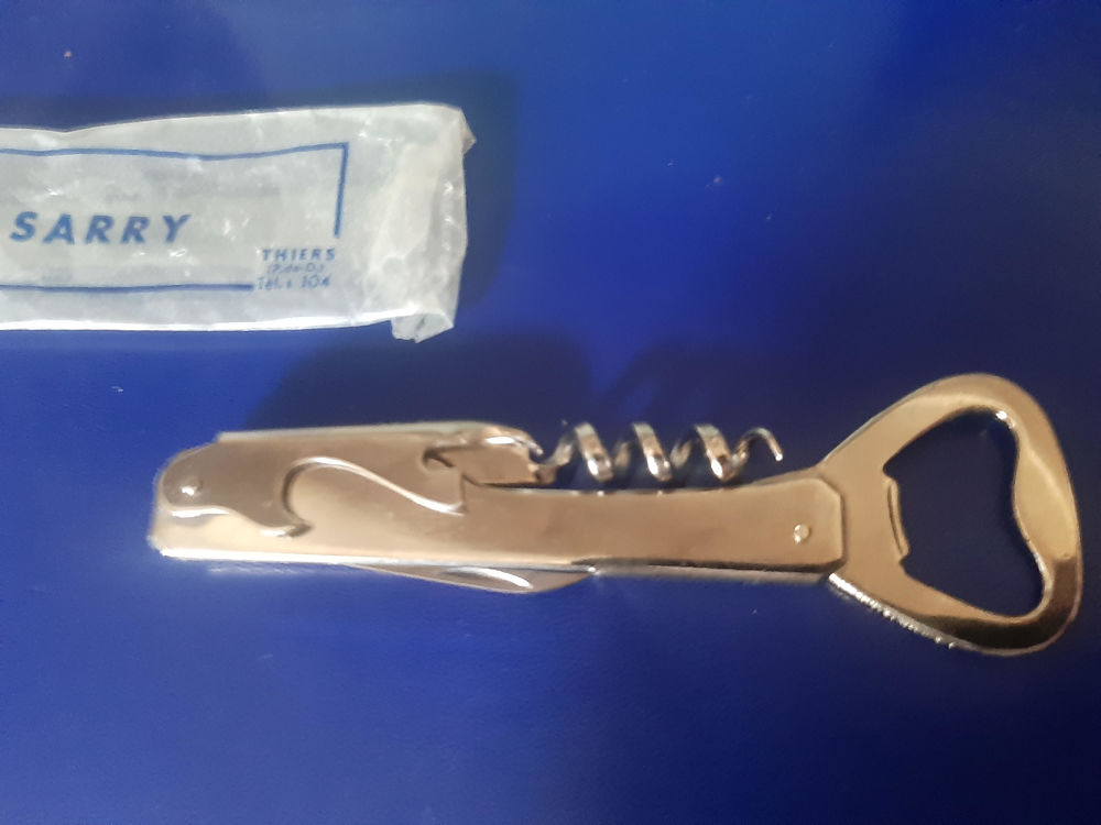 6 couteaux de sommelier anciens Sarry Thiers 180 Prats-de-Mollo-la-Preste (66)