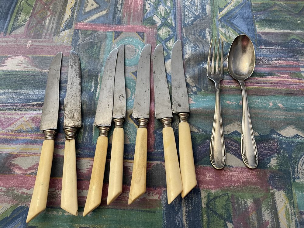 Couteaux de table 12 Houdemont (54)