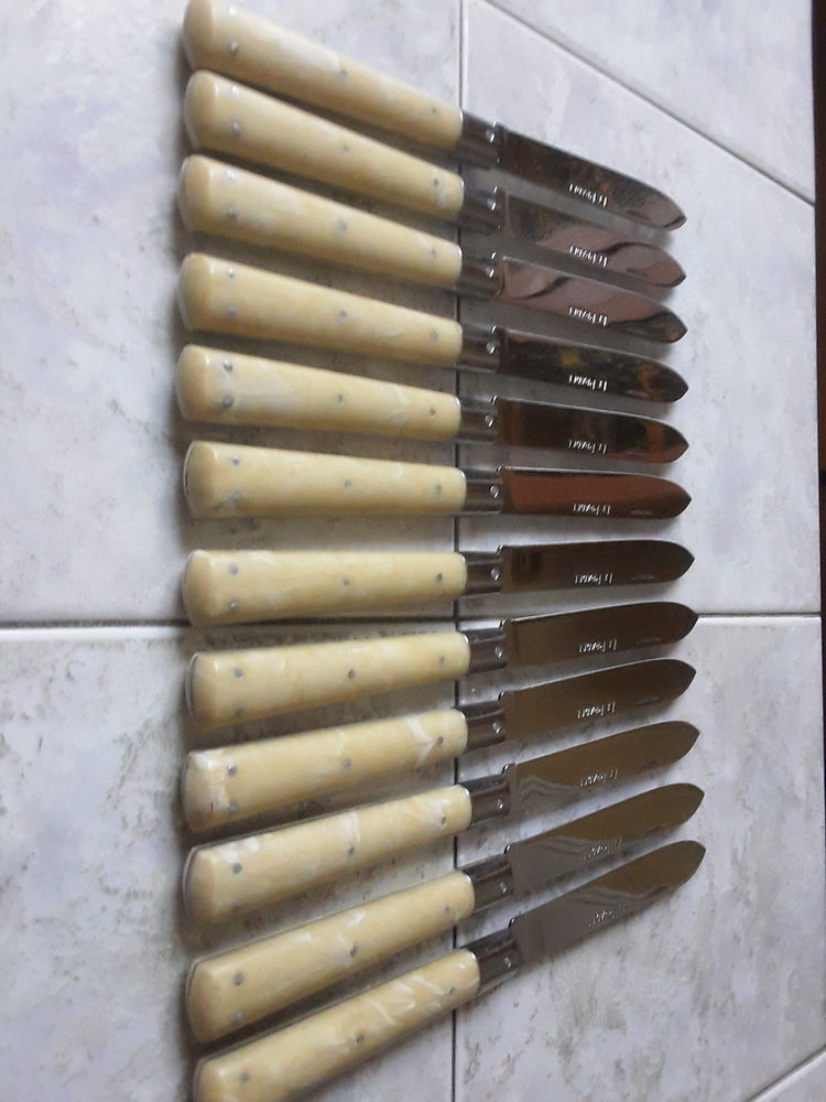 Couteaux 25 La Varenne St Hilaire (94)