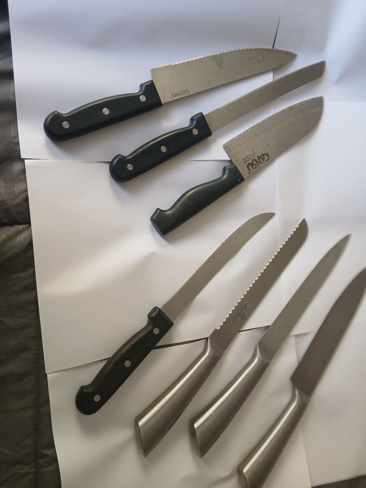 COUTEAUX 20 Saint-Rapha�l (83)