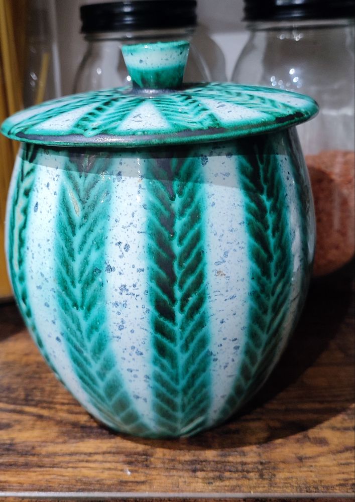 Pot couvert c�ramique Vallauris par Charles Voltz 115 Clermont (60)