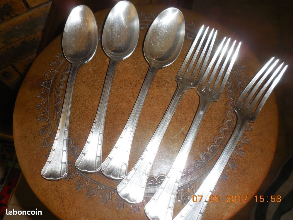 couverts argent poin�onn�s (2)
15 S�te (34)