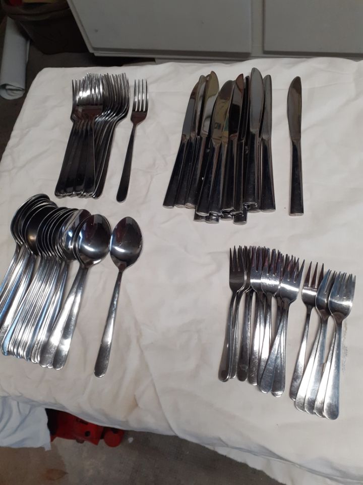 Couverts inox 25 Bellerive-sur-Allier (03)