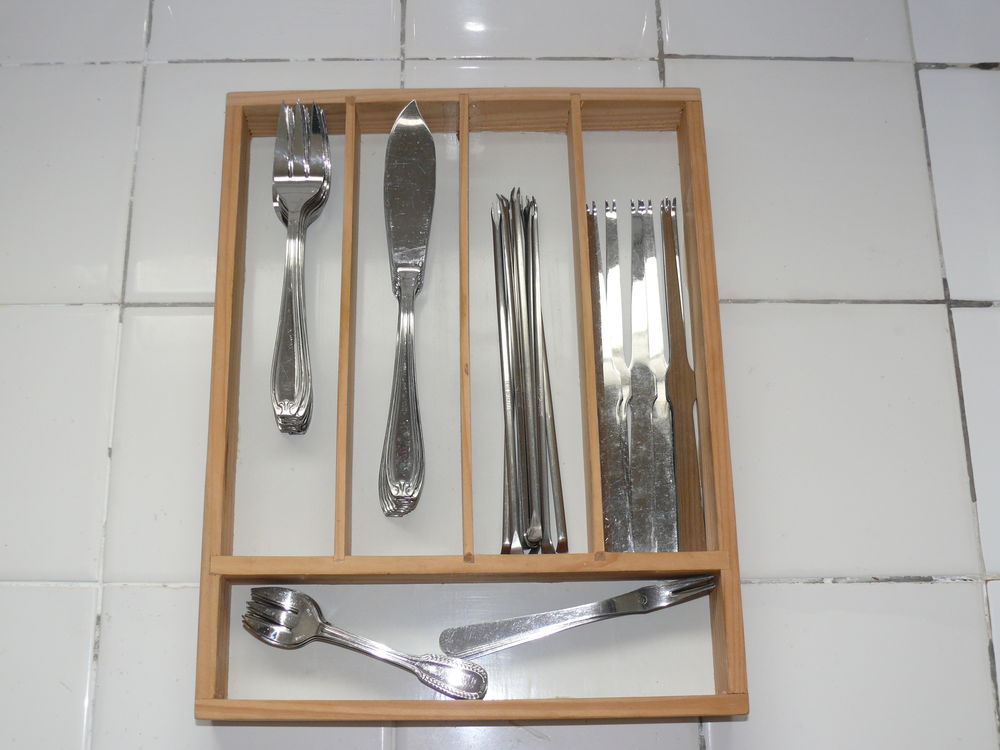 Couverts � poisson et crustac�s 35 Saintes (17)