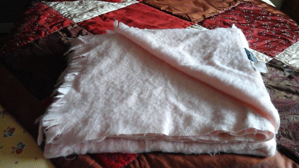 Couverture acrylique 220cm x 240cm 9 Angers (49)