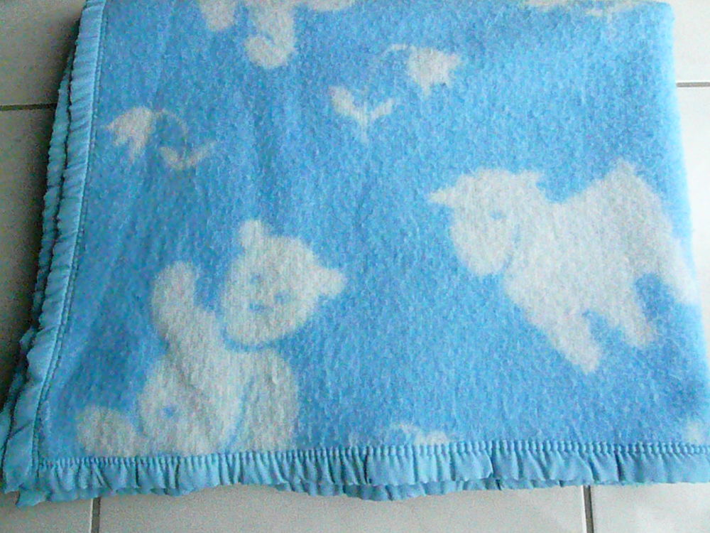 Couverture bleue 130cm x 180cm 8 Franqueville-Saint-Pierre (76)