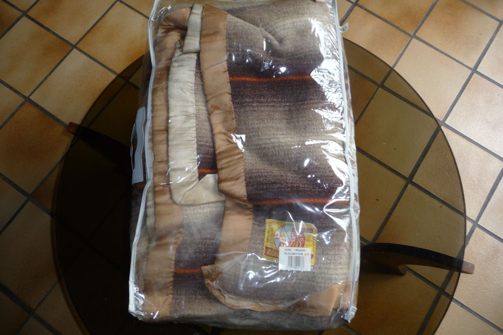 couverture..contre froid   .ca va arriver tout doucement 25 Arcueil (94)