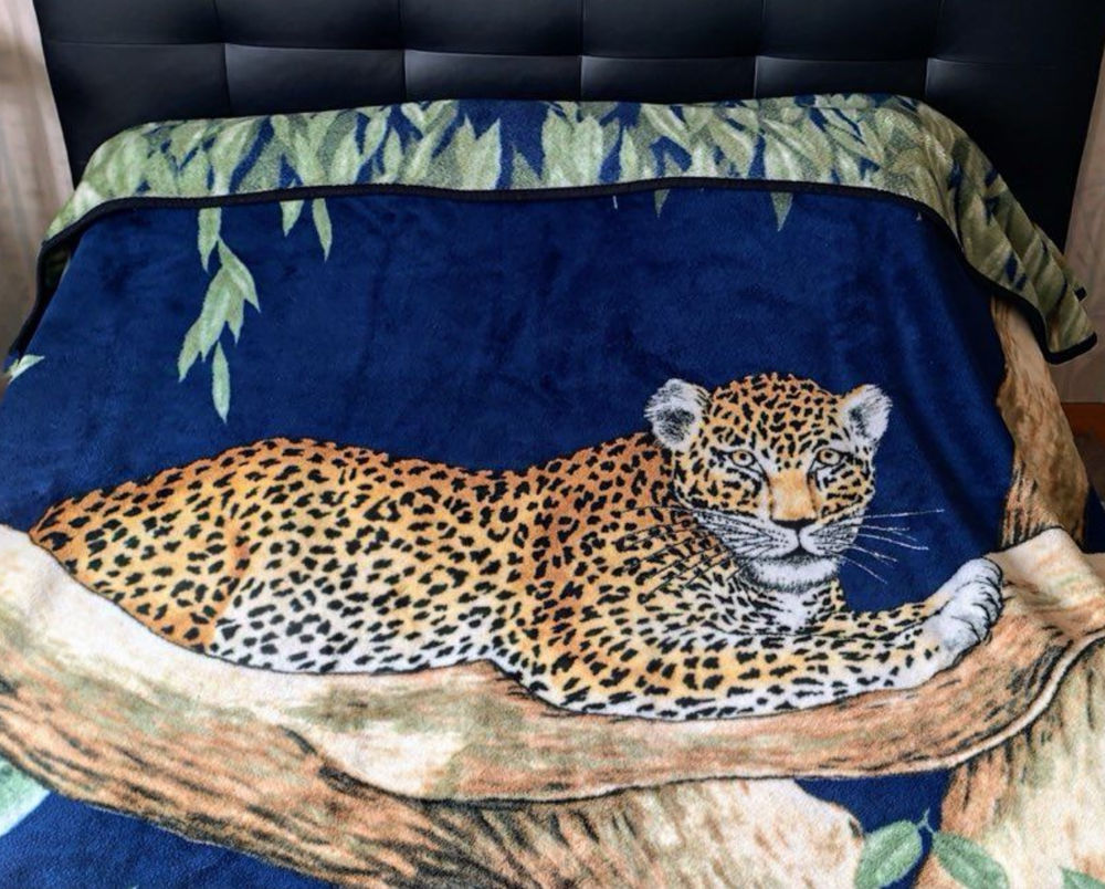 COUVERTURE LIT MOTIF PANTH�RE 39 Faches-Thumesnil (59)