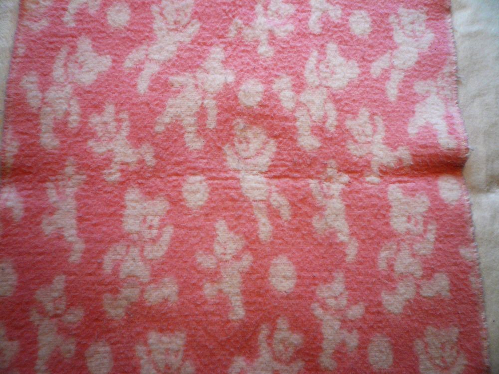 Couverture rose 80cm x 70cm 5 Franqueville-Saint-Pierre (76)