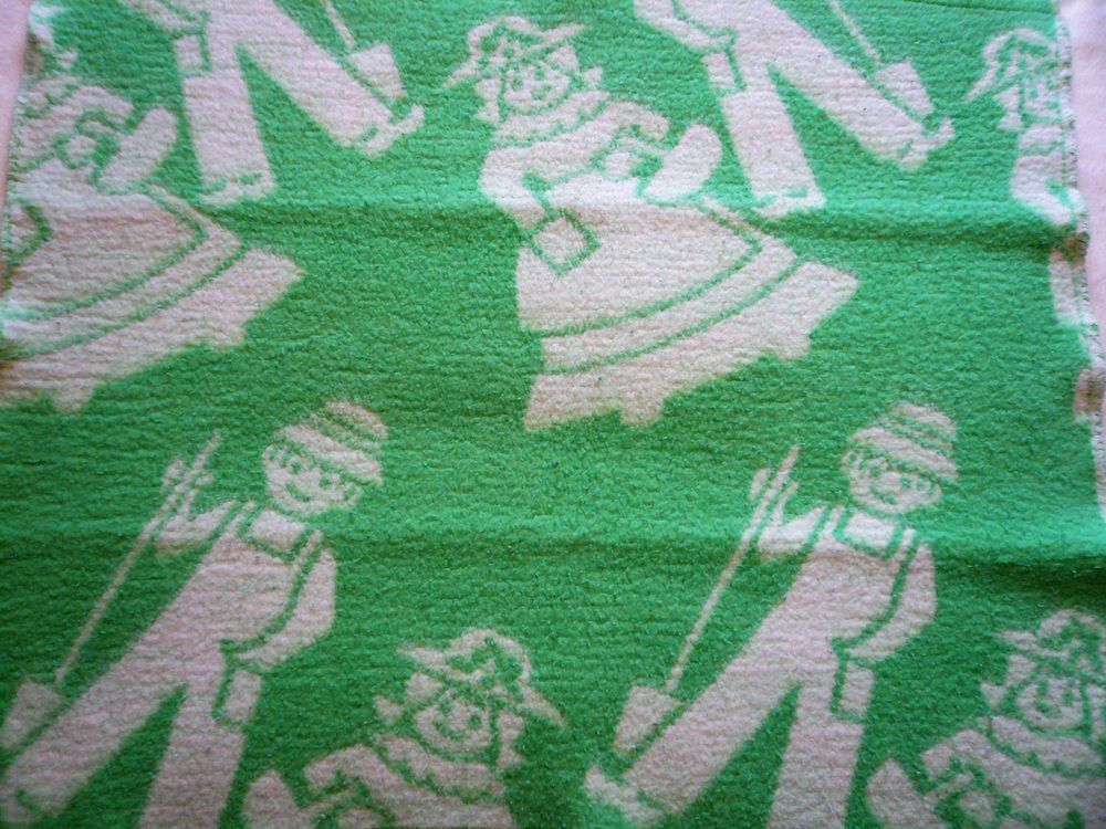 Couverture verte 80cm x 70cm 5 Franqueville-Saint-Pierre (76)