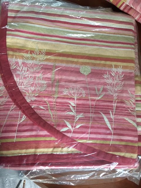 couvre lit / couette 28 Saint-Hilaire-de-Riez (85)