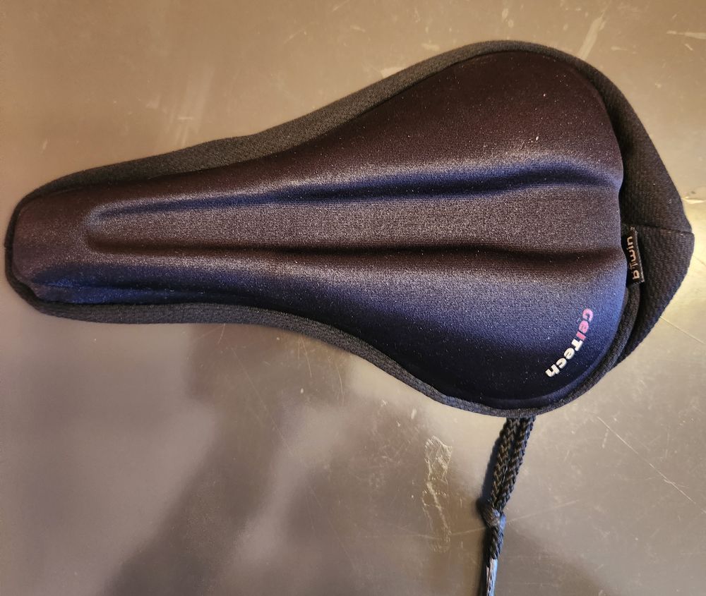 Couvre selle de v�lo en gel acheter � D�cathlon 6 Marseille 13 (13)
