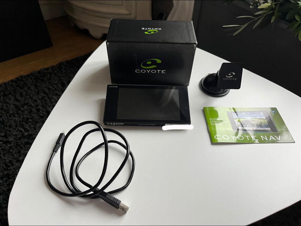 COYOTE NAV 80 Poissy (78)