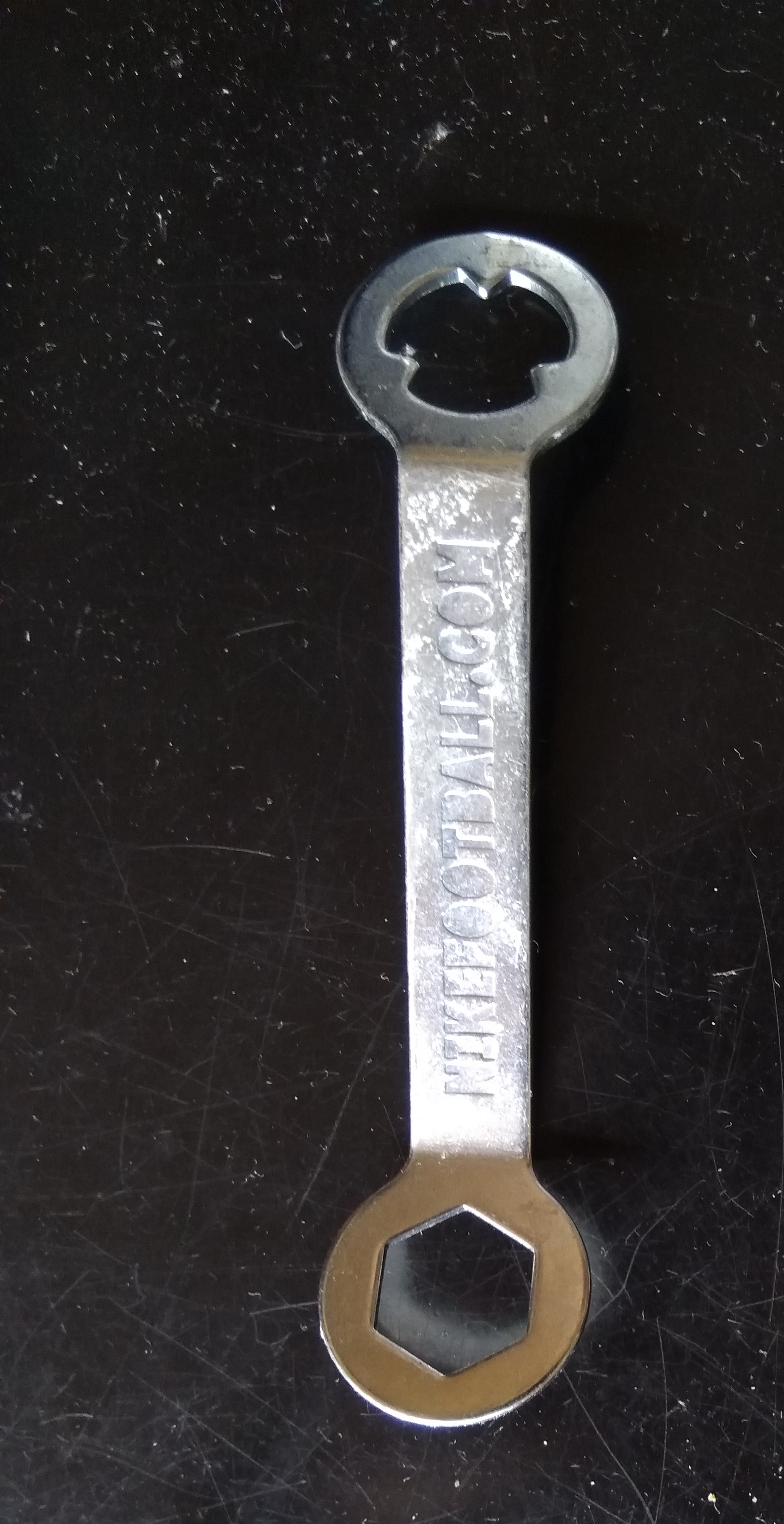 cl� crampon 4 Beauchamp (95)