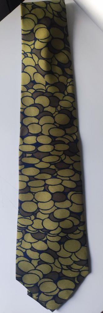 Cravate HERMES 50 Charbonni�res-les-Bains (69)