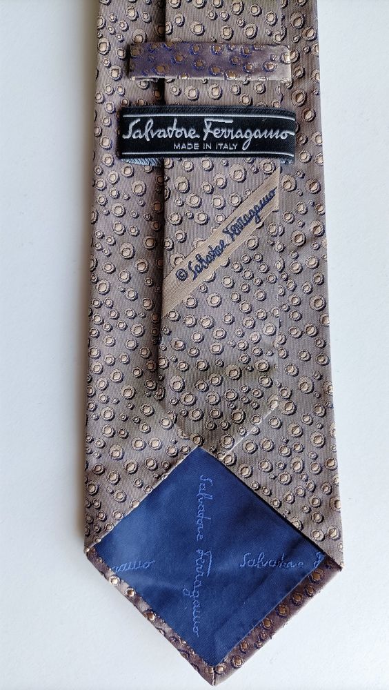 cravate 100% soie Salvator Ferragamo 30 Saint-Rapha�l (83)