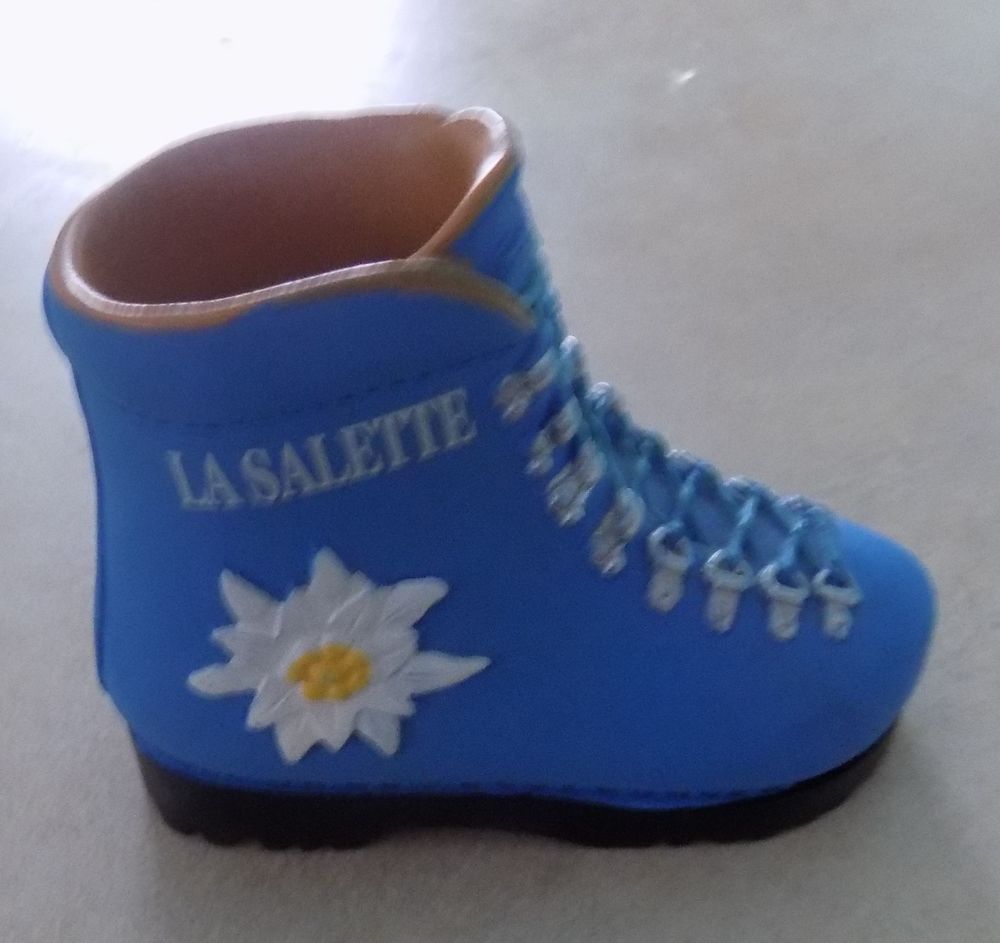 Pot � crayons 2 La Motte-d'Aveillans (38)