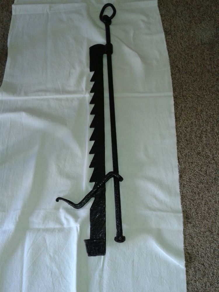 cr�maill�re ancienne pour pendre un chaudron 50 Dijon (21)