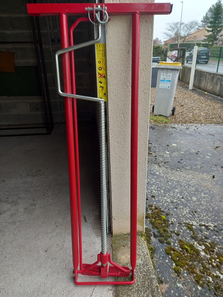 CRIC POUR TONDEUSE 25 Poitiers (86)