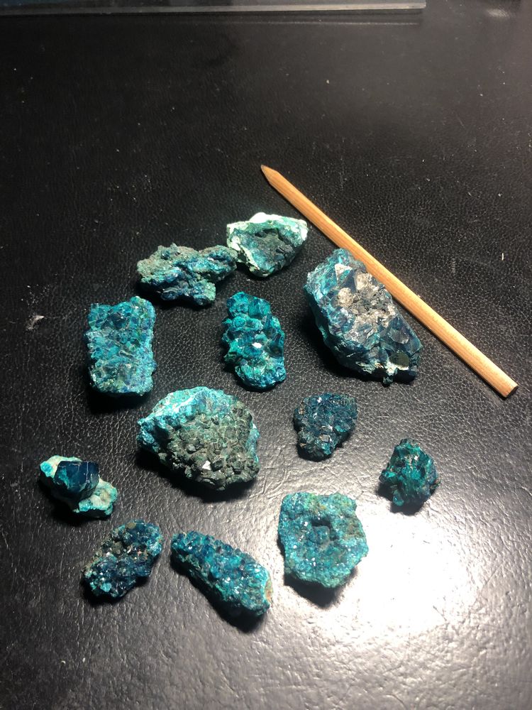 Lot de cristaux de Dioptase 80 Puteaux (92)
