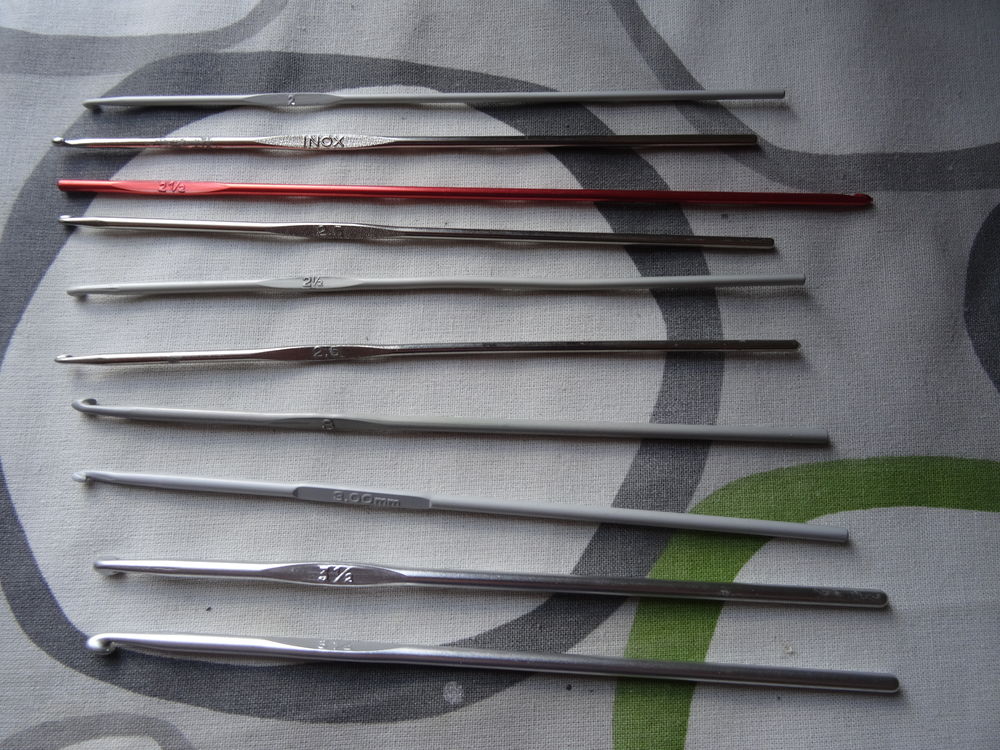 crochets 0 Merville (59)