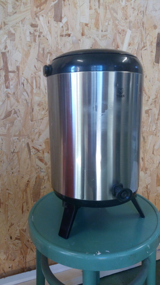 cruche isolante 9,5 litres 40 Vienne (38)