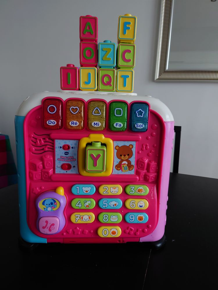 Cube multi-activit�es 20 Enghien-les-Bains (95)