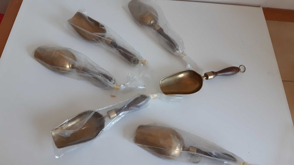 6 cuill�res �  �pices 28 Brignais (69)