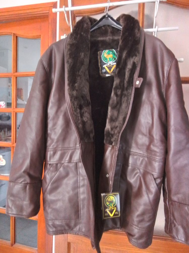 ?eau cuir doubl� 145 Louvres (95)