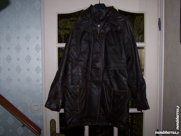 3/4 cuir femme 45 Amiens (80)