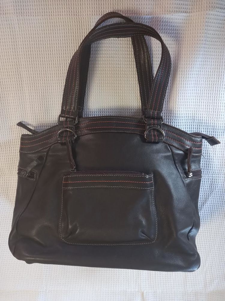 Cuir V�ritable. Sac � main Femme. Chic & Fonctionnel. KERENS 20 Clermont-Ferrand (63)