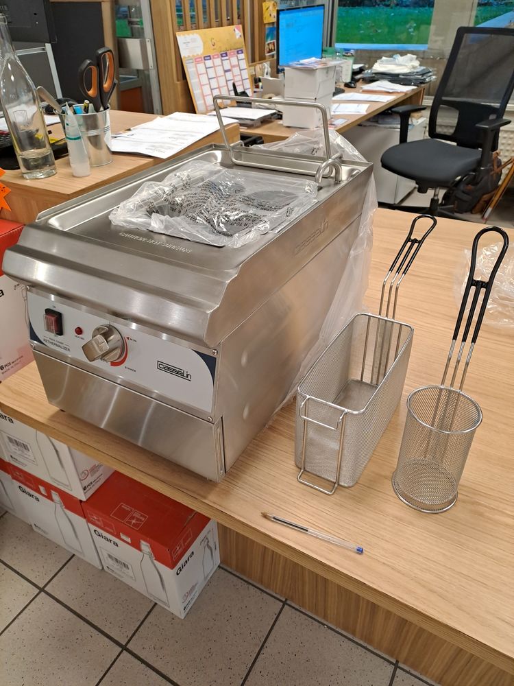 Cuiseur � p�te professionnel 9L 980 Lyon 3 (69)