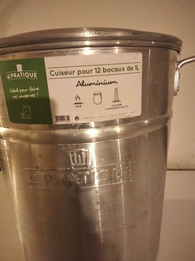 cuiseur ou st�rilisateur ( LE  PARFAIT )  de 12 bocaux de 1l 35 Branne (33)