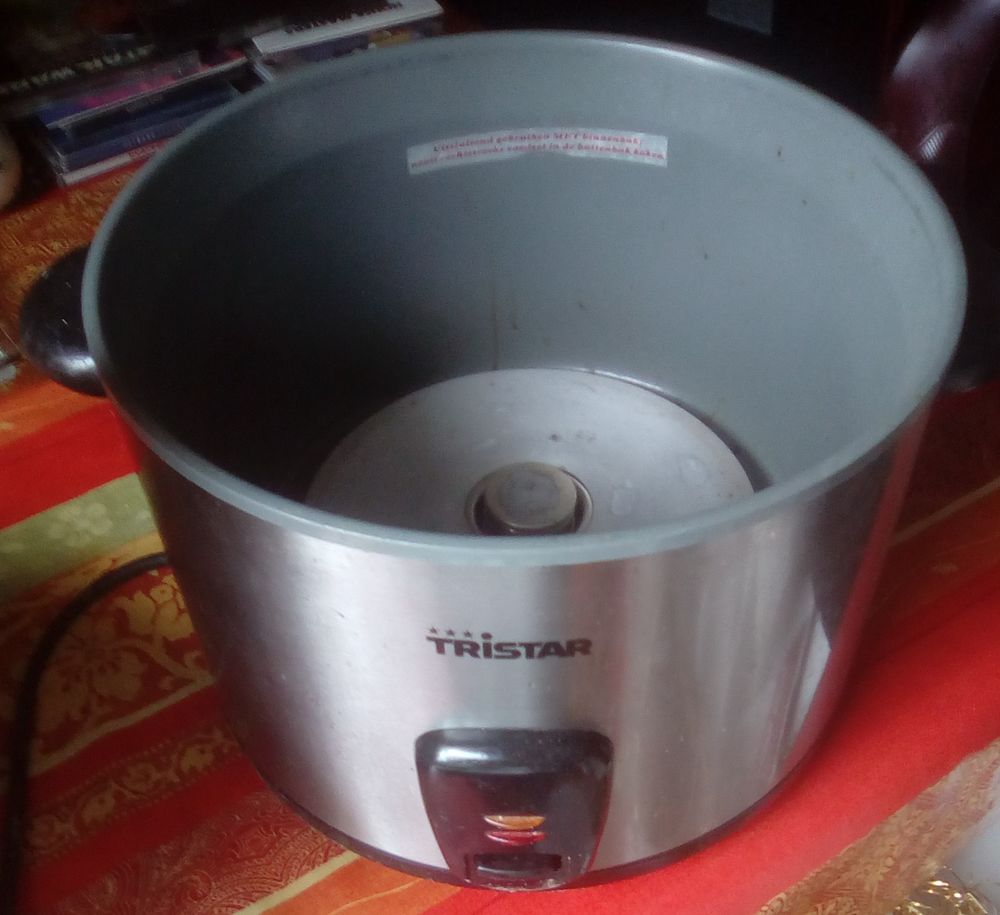 Cuiseur � riz Tristar 9 Beauchamp (95)