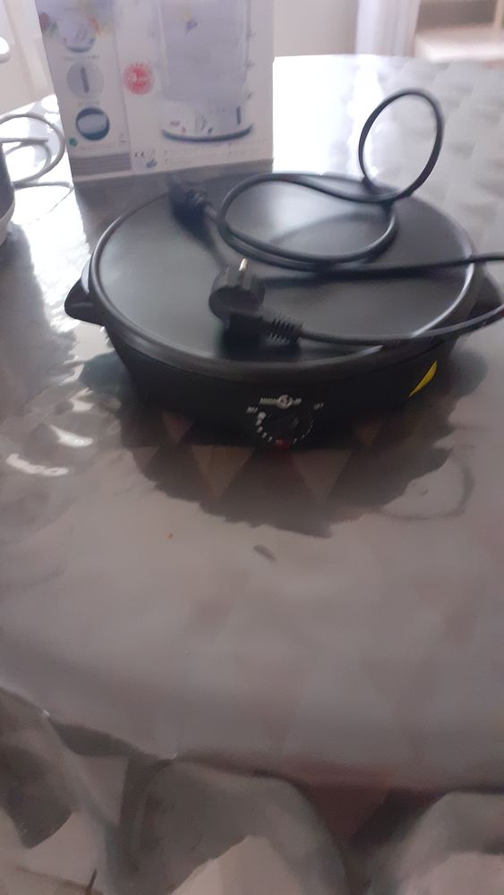 cuiseur vapeur et cuiseur de riz et crepiere le tout 50 50 Brugui�res (31)