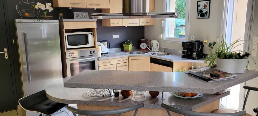 cuisine am�nag�e et appareils 0 Erc�-pr�s-Liffr� (35)