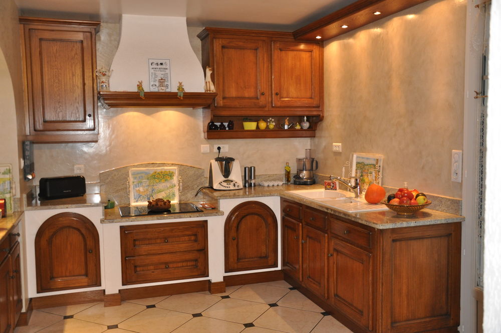 cuisine am�nag�e en ch�ne et granit 4000 Lignorelles (89)