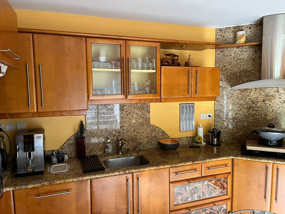 Cuisine am�nag�e h�tre massif 1650 Ergu�-Gab�ric (29)