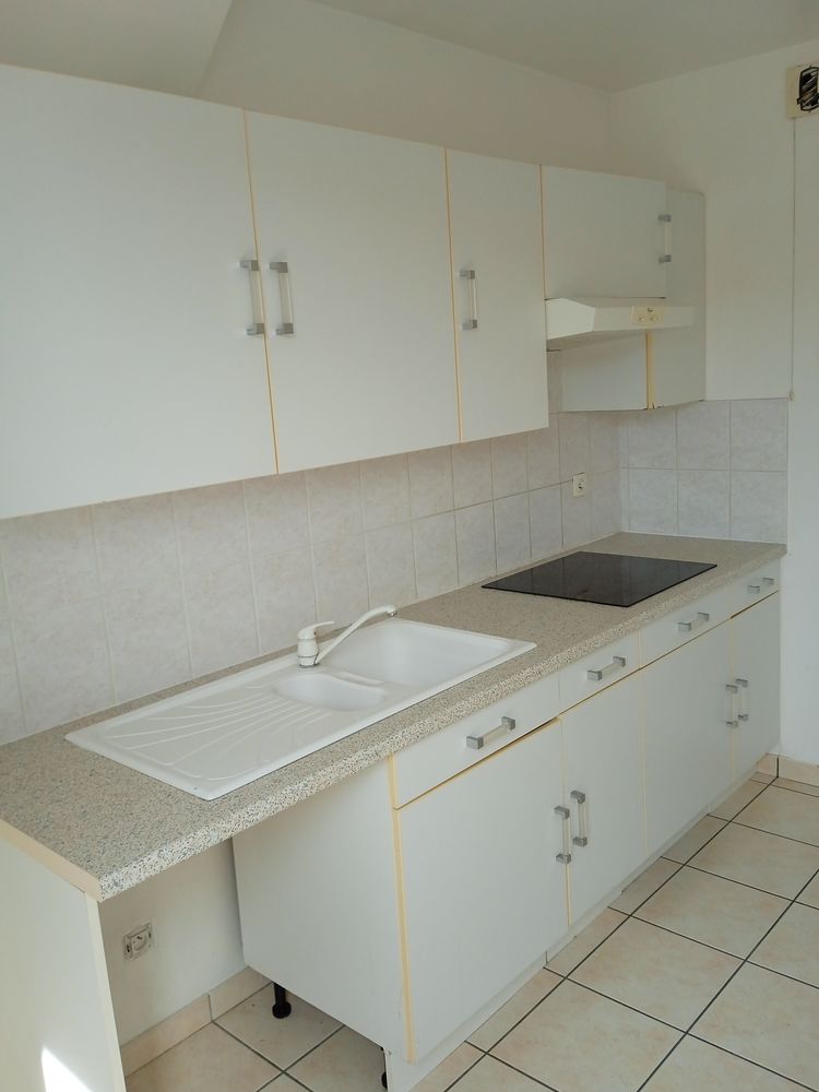 CUISINE AMENAGEE 390 Bruy�res-le-Ch�tel (91)