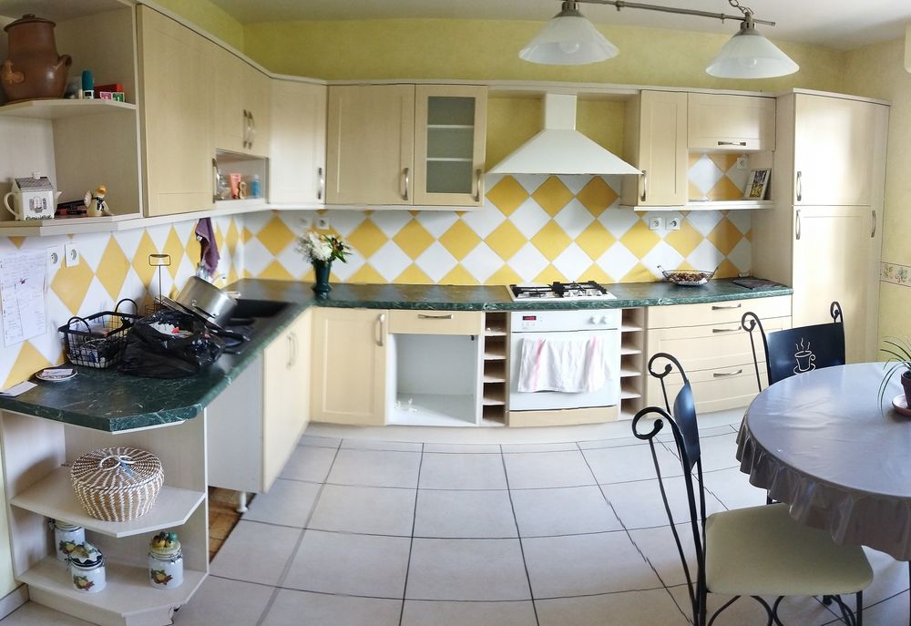 CUISINE AM�NAG�E 400 Ch�teaugiron (35)