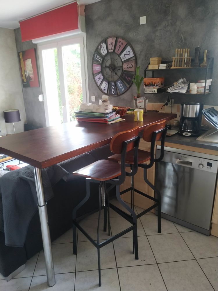 Cuisine avec �lectrom�nager . 800 Saint-Nicolas-de-Port (54)