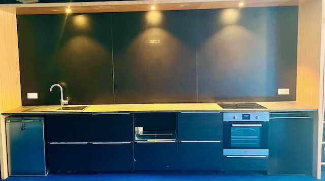 cuisine �quip� 1300 Carpentras (84)