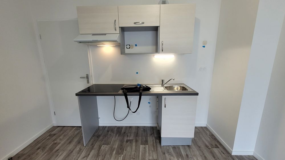 CUISINE EQUIPEE NEUVE 300 Bondy (93)