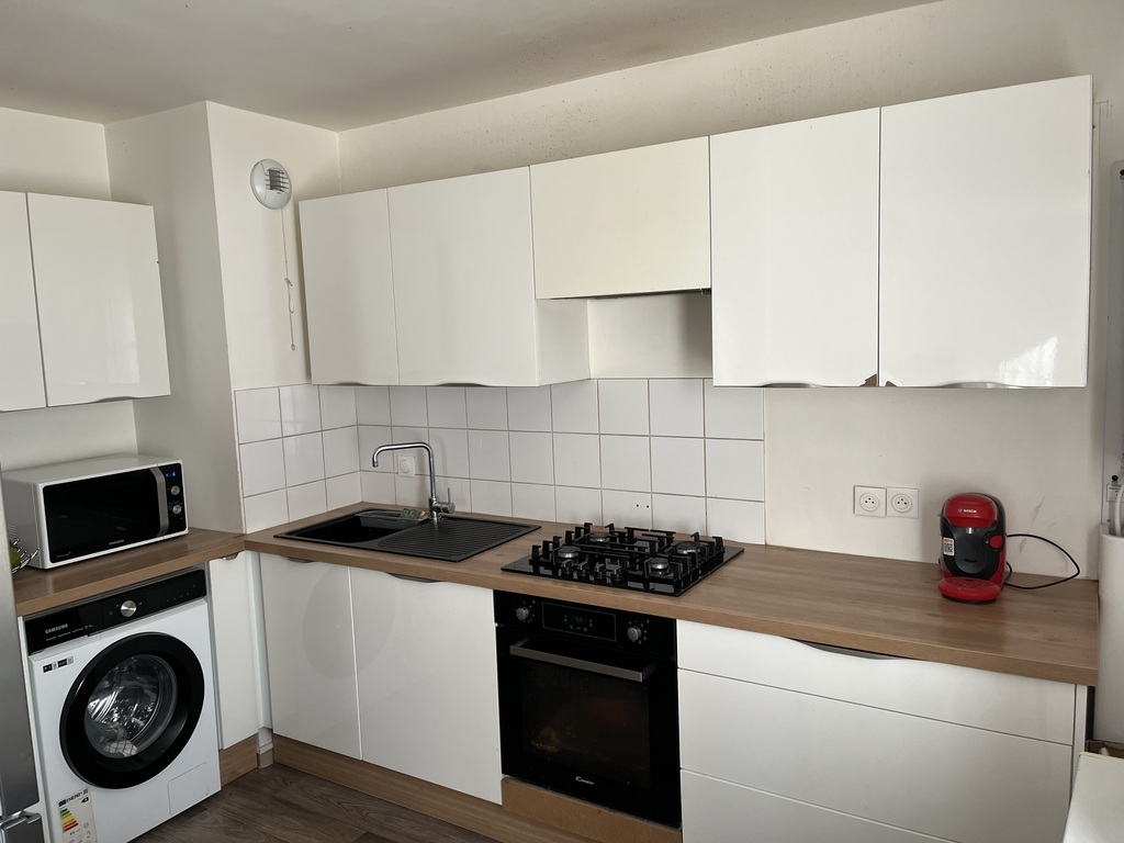 Cuisine int�gr�e moderne blanche 1000 Orry-la-Ville (60)