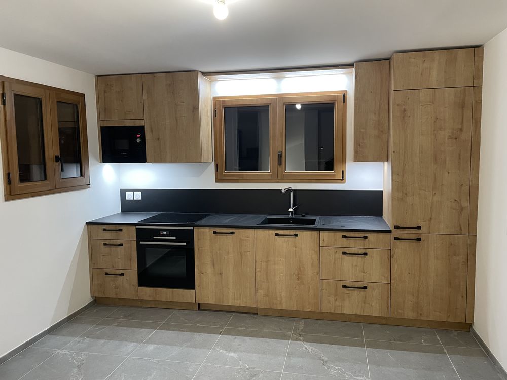 Cuisine Nolte Neuve equipee frigo encastre, plaques Bosch 0 Peisey-Nancroix (73)