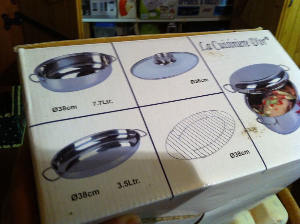  cuisini�re d'or(9818)(kh11) 80 Saint-Vallier (71)