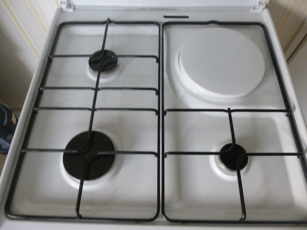 CUISINIERE ARTHUR MARTIN OCCASION 150 Niort (79)