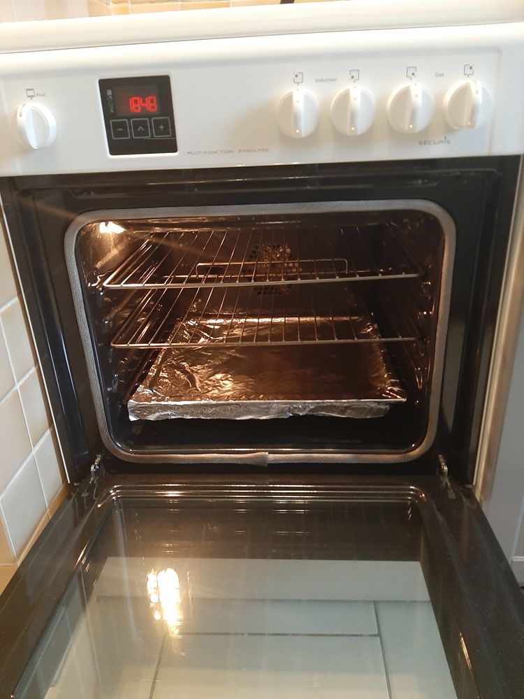 Cuisini�re avec four pyrolyse 250 Beaune (21)