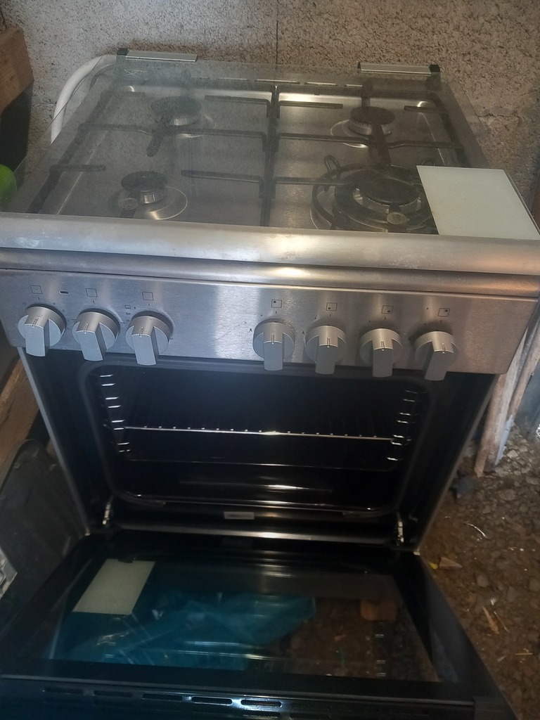 Cuisini�re � gaz avec four en acier inoxydable 0 Mellac (29)